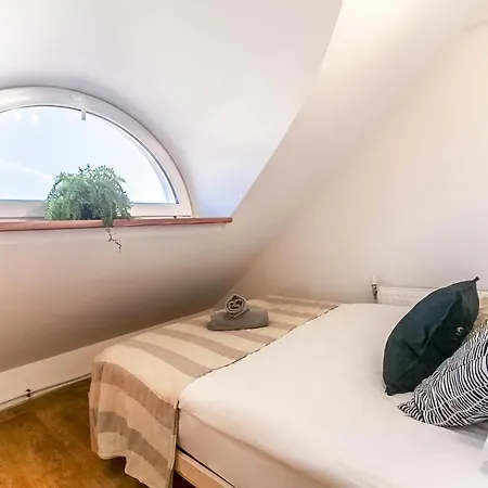 Pokoje Minuta Do Monte Cassino - Niepodleglosci 786 Apartamento